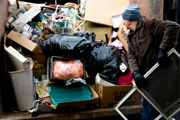 Best Estate Cleanout  in Almedia, PA